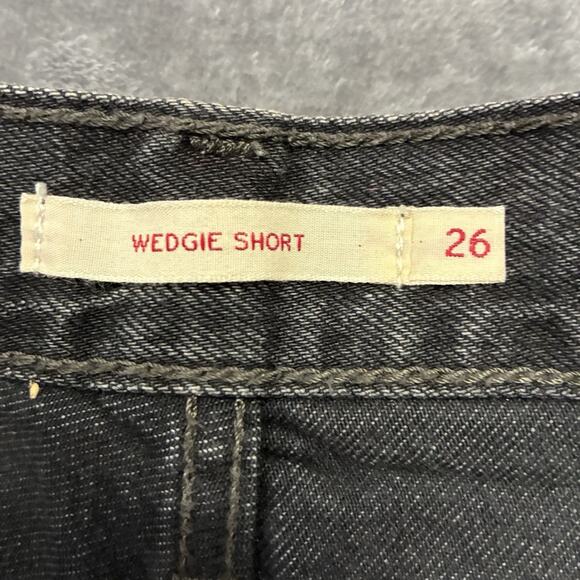 Levi’s Wedgie Jean Shorts Women Sz 26 Black Studded Rhinestone Cutoff Daisy Duke - Picture 3 of 10